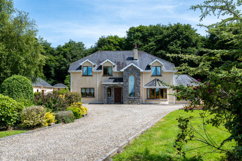 Na Fabhaili, Glenwood, Baylin, Co Westmeath N37 Y227