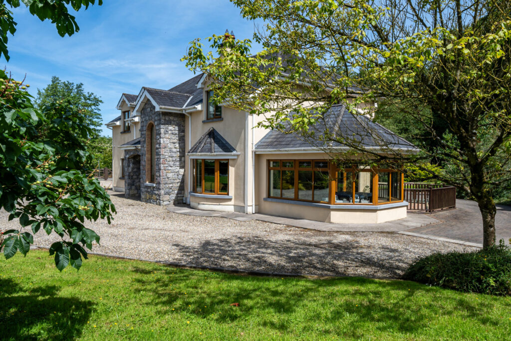 Na Fabhaili, Glenwood, Baylin, Co Westmeath N37 Y227