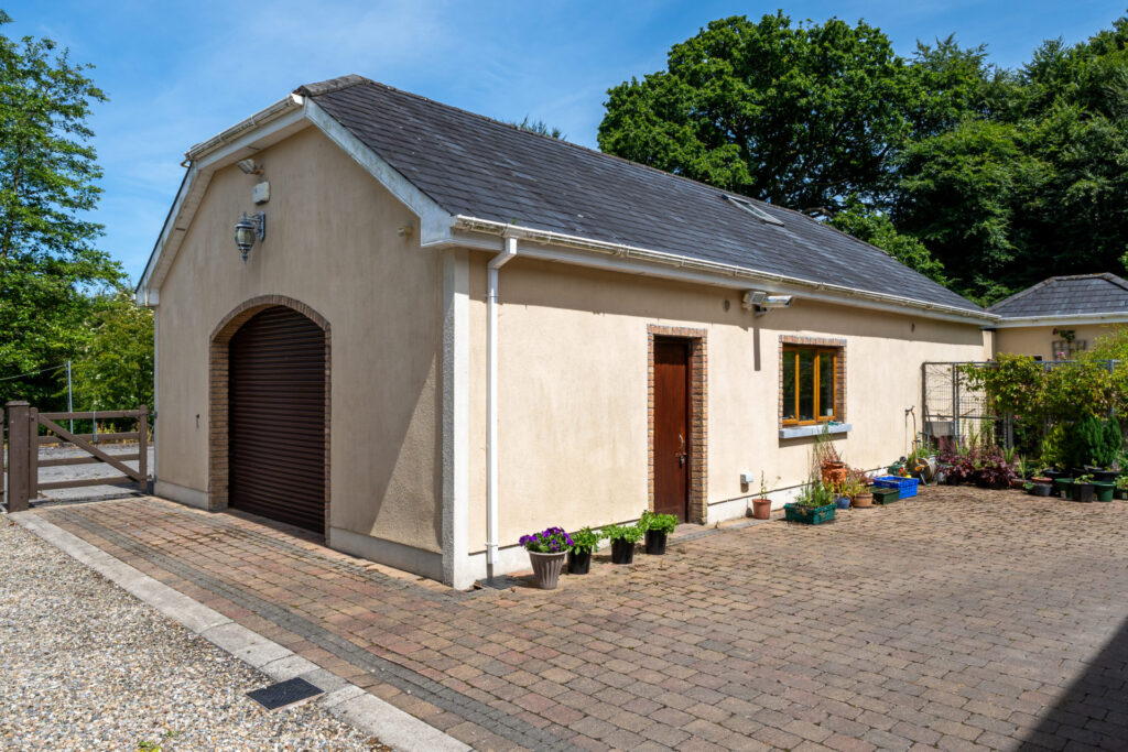 Na Fabhaili, Glenwood, Baylin, Co Westmeath N37 Y227